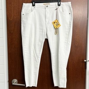 Hybrid Womens‎ Super Comfy Stretch Denim White Jean Size 18